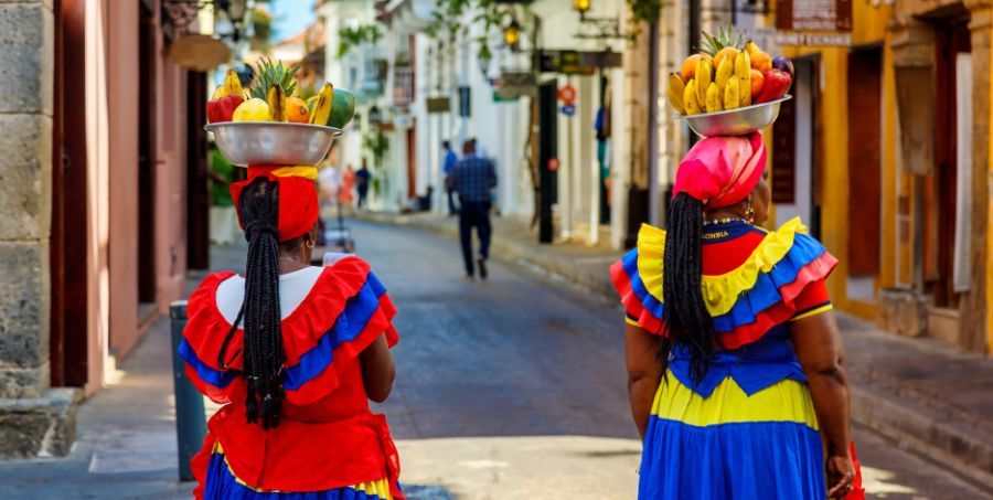 cartagena-colombia-palenqueras-old-town.jpg