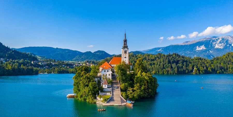 lake-bled-island-church-slovenia.jpg