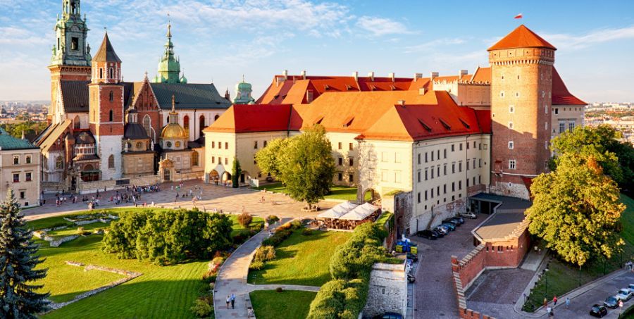 wawel-castle-krakow-poland.jpg