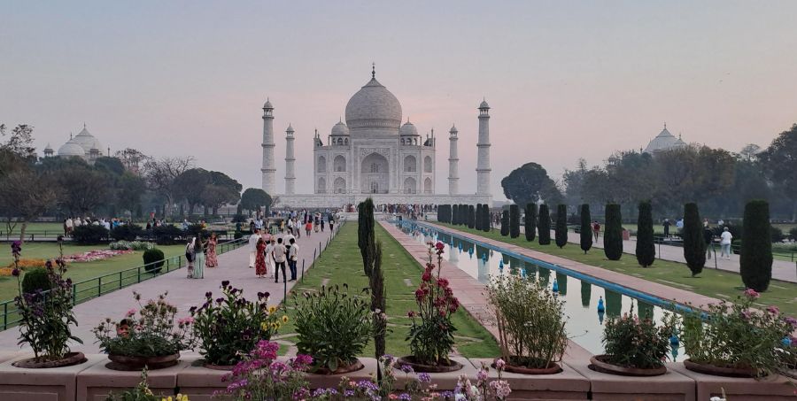 taj-mahal-reflecting-pool-gardens-agra-india.jpg