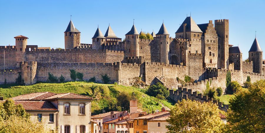 Carcassonne-medieval-fortress-castle-france.jpg