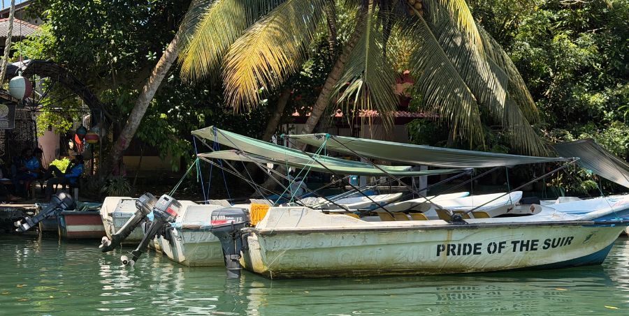madu-river-boat-safari-balapitiya-sri-lanka.jpg