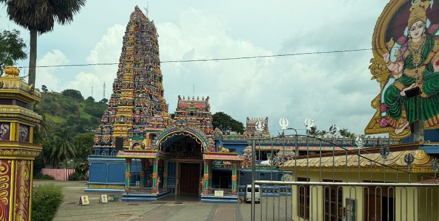 sri-muthumariamman-hindu-temple-matale-sri-lanka.jpg