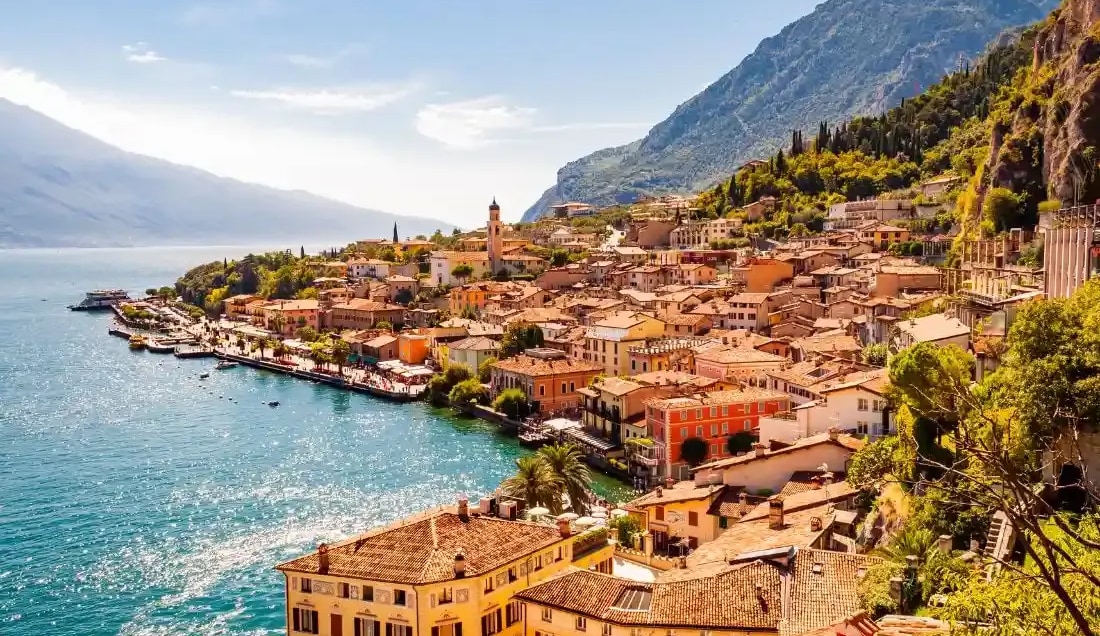 Enjoy a day trip to Lake Garda