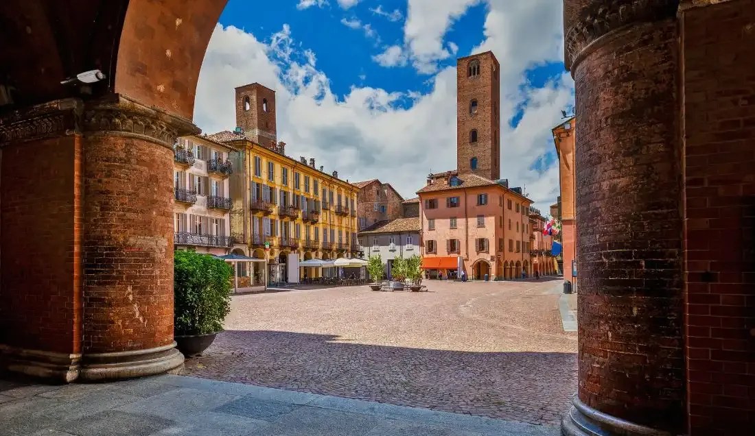 Uncover the best of Alba