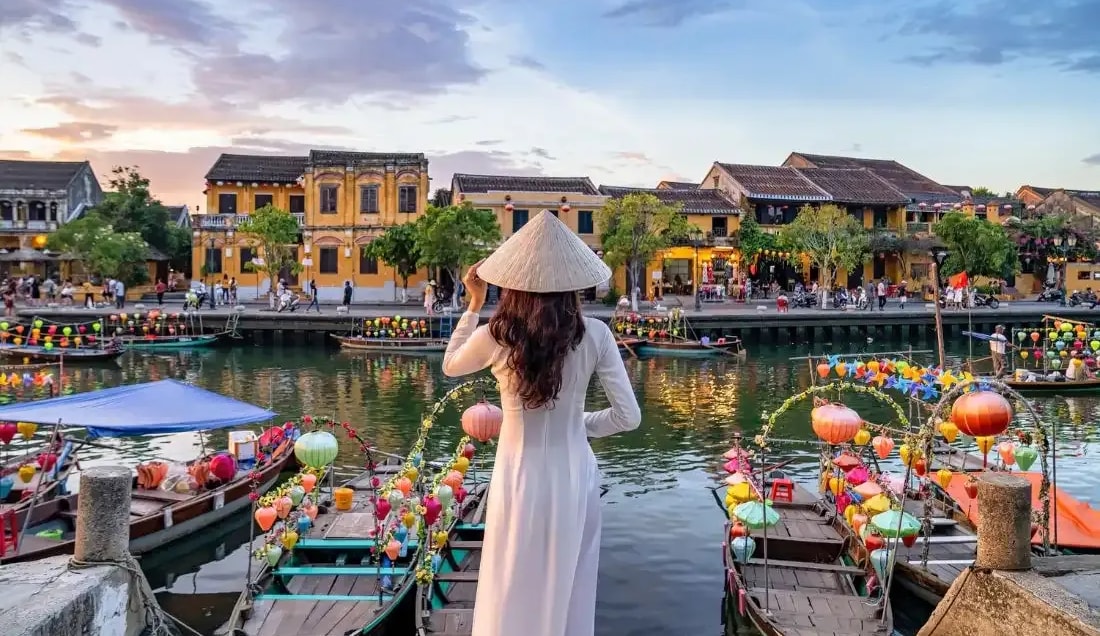 Discover Hoi An