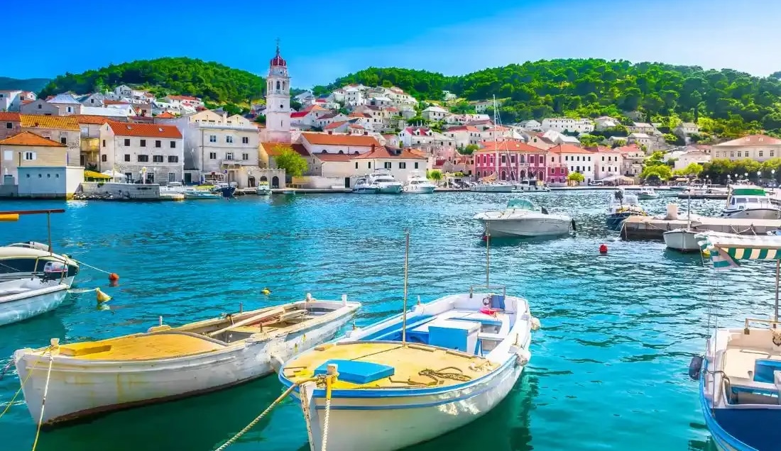 Discover the island of Brac