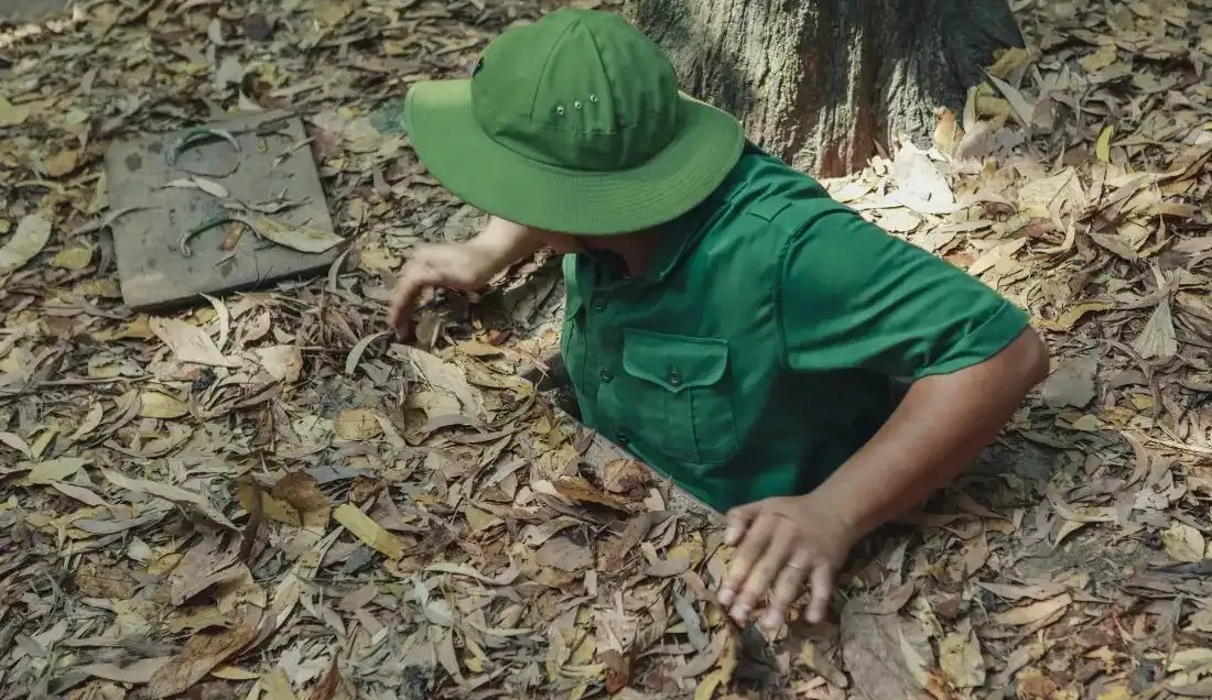 Uncover the Cu Chi Tunnels