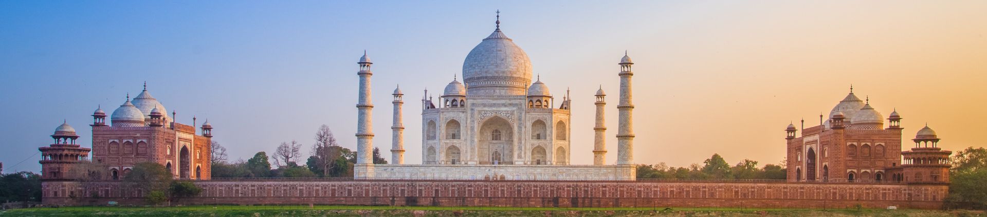 Explore India - Delhi, Taj Mahal, Jaipur & Cruise The Ganges