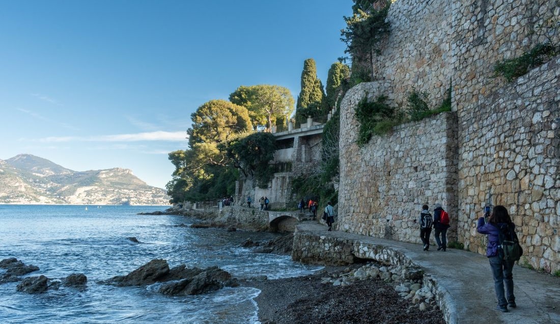 Discover the scenic Cap Ferrat coastal walk.