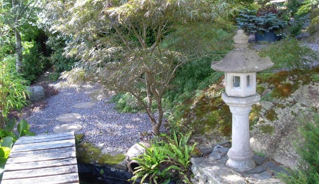 Explore the Japanese garden at Kilravock.