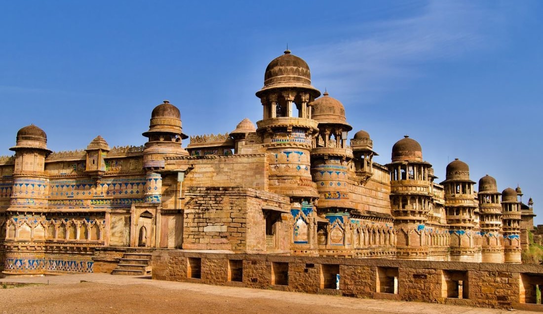 Discover Gwalior Fort.