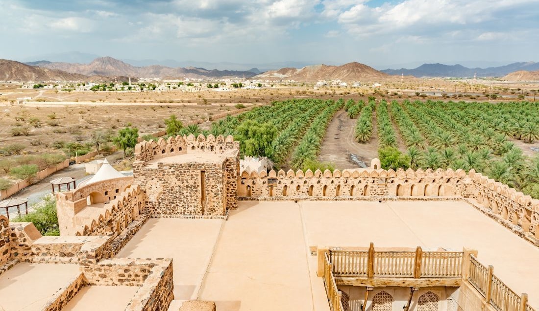 Admire Jabrin Castle. 