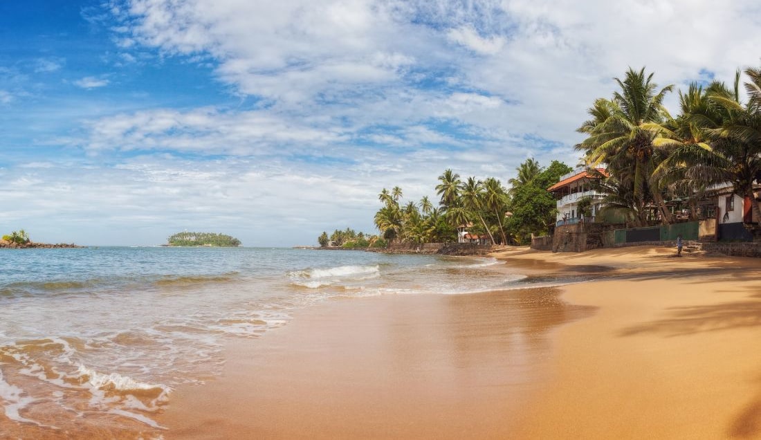 Relax on the beautiful beaches 