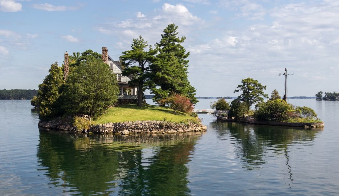 Take in the scenic views of the Thousand Island whilst on a cruise.