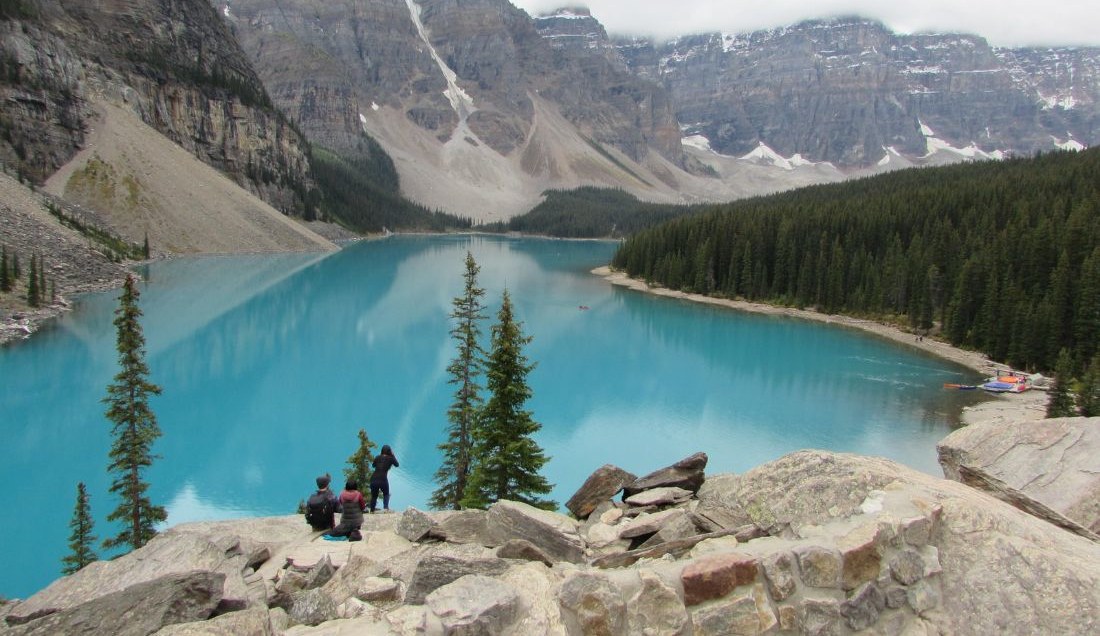 Experience the breathtaking scenery of Banff National Park.