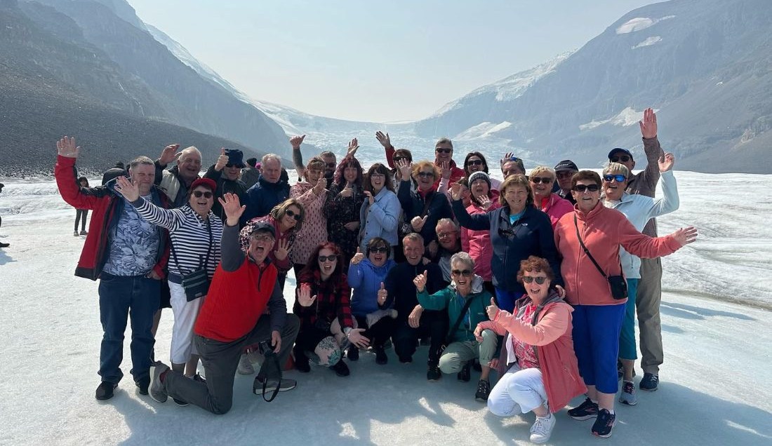 See the top sights of Western Canada on a guided group tour. 