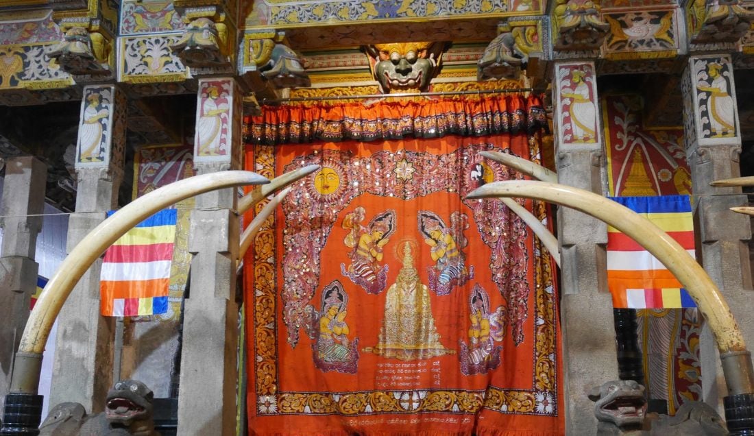Discover Temple of the Tooth Shrine, Kandy.